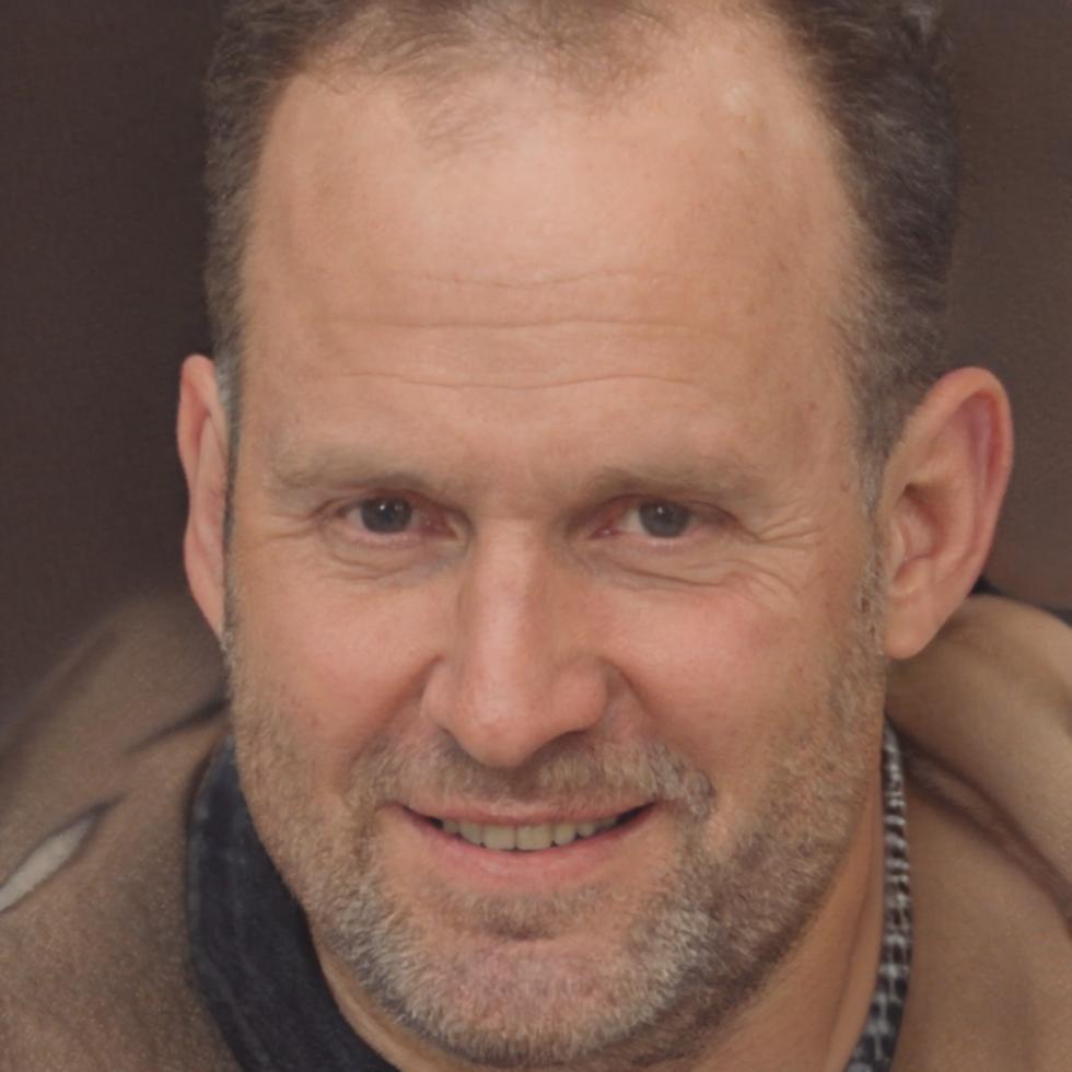 Tarık Veysel - Restoran Sahibi